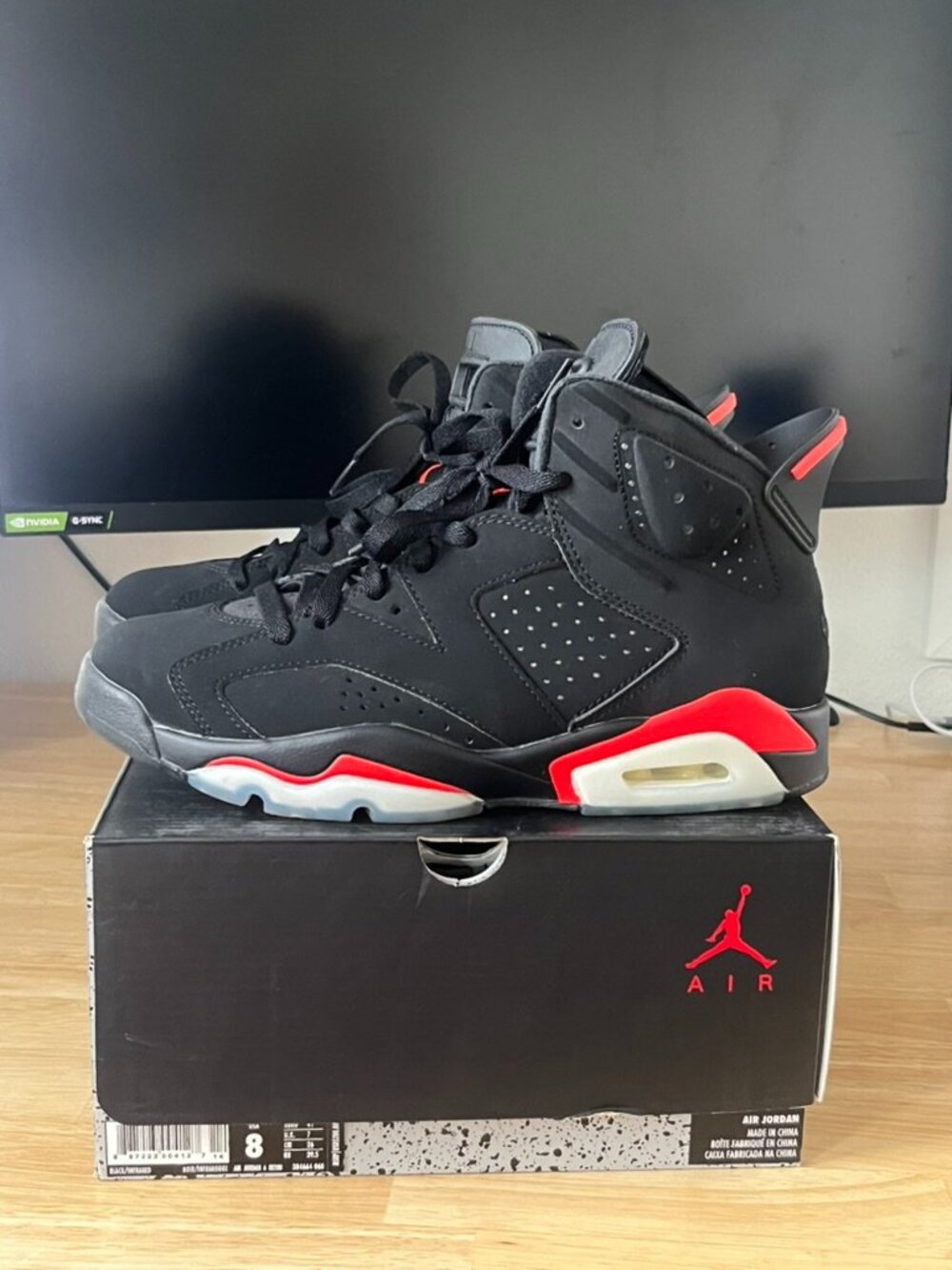 Men's 8 - Jordan 6 Retro Black Infrared 2019 (384664-060) with original box)